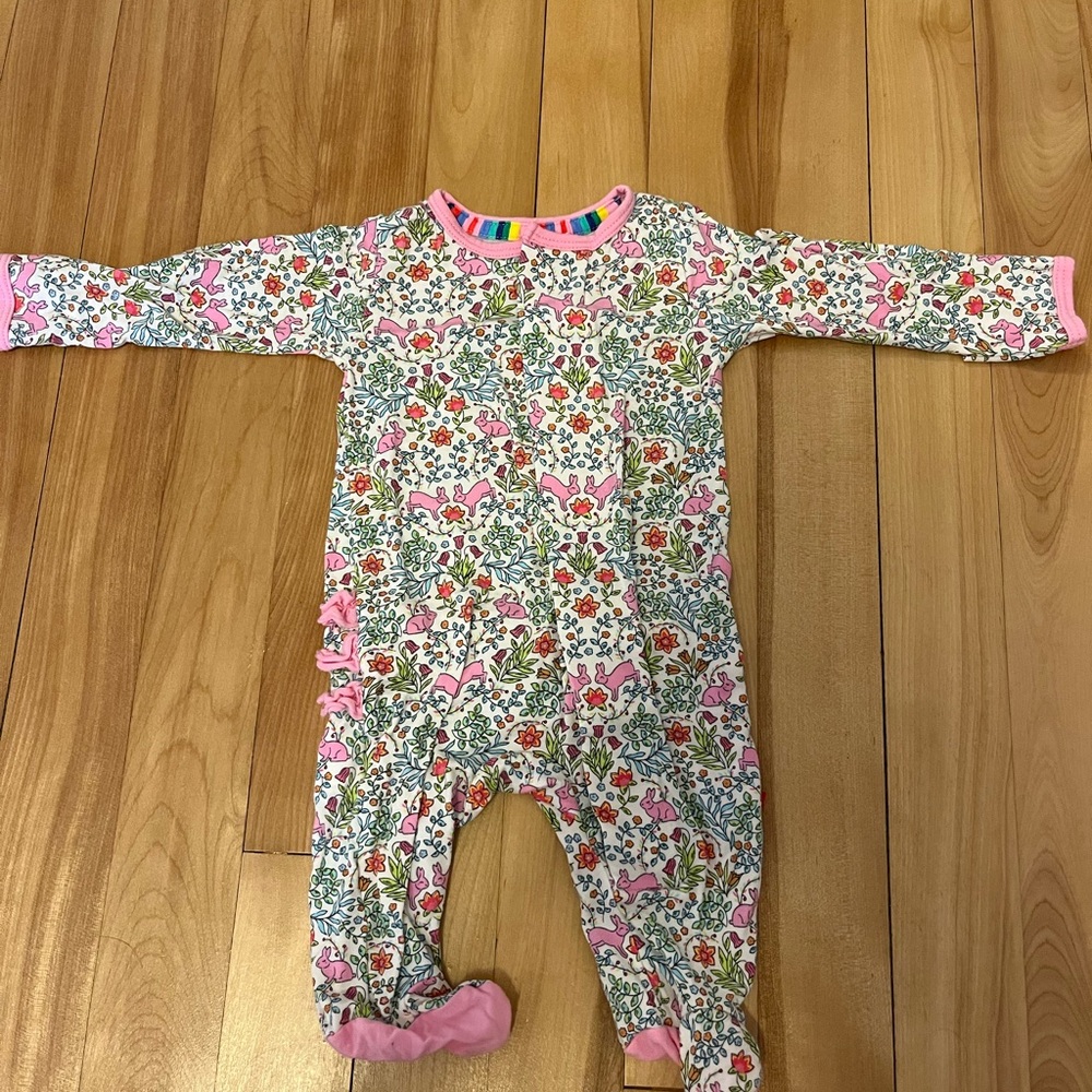 NB magnetic me pajama